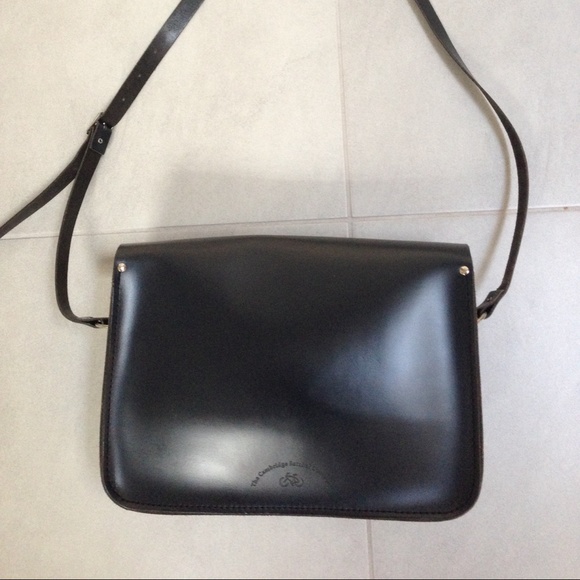 Cambridge Satchel Company
13" Classic Satchel-SOLD - Picture 4 of 4
