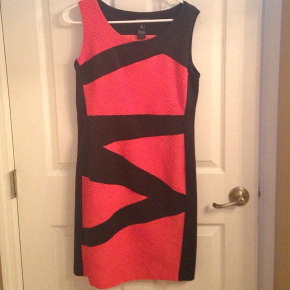 Fit and sophisticated pink and black dress