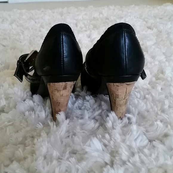 It maybe at your local Goodwill Store! - Picture 3 of 4