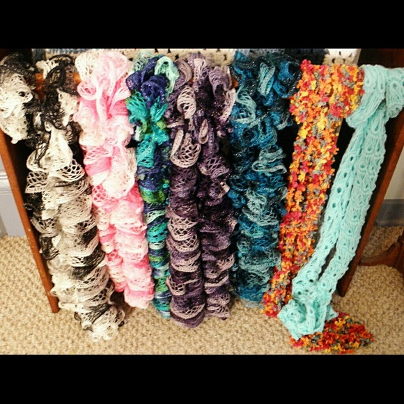 Scarfs