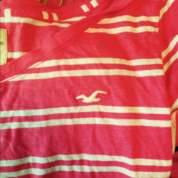Pink striped hollister shirt - Picture 2 of 3