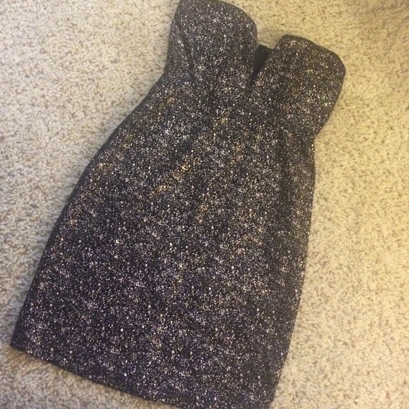 Black and gold deep sweetheart dress