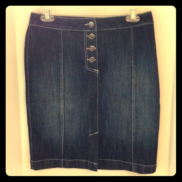 EVELYN Denim Jean Skirt 4- Button Front Slit Sz 6P