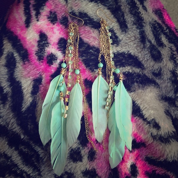 Mint feather earrings