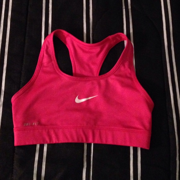 Pink Nike Pro Sportsbra