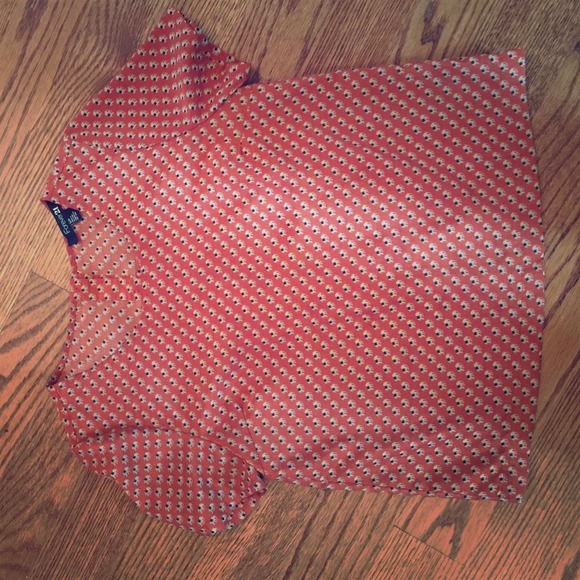 Forever 21 Elephant print short sleeve!