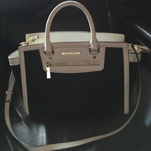 Slarge Selma black/white Michael kors