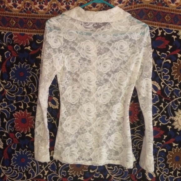 Rose Lace White Buttondown - Picture 4 of 4