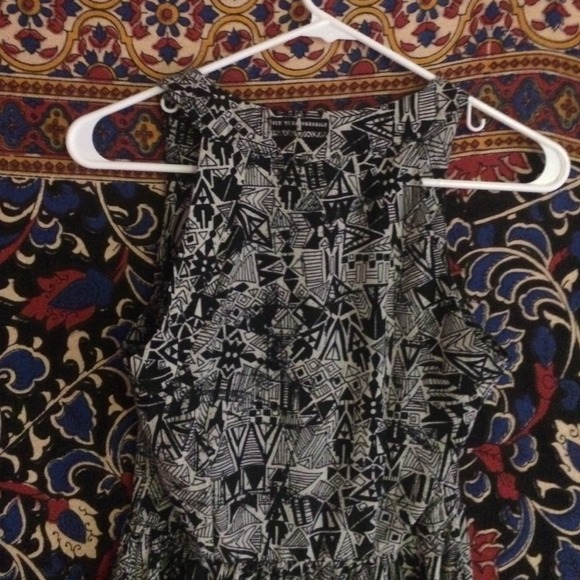 Halter Top Button Down Patterned Dress - Picture 4 of 4