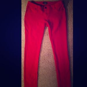 Red jeggings