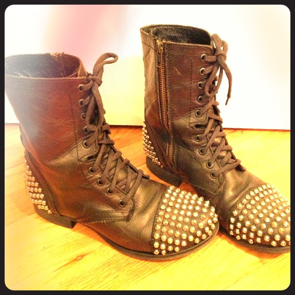 Studded black leather Steve Madden boots