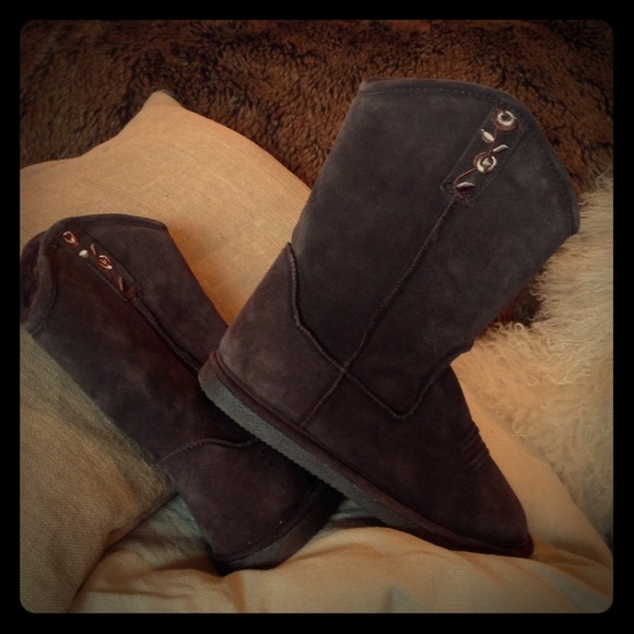 Bearpaw Cowgirl Slip On Boots