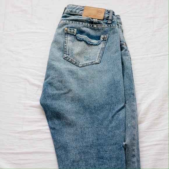 Zara TRF medium wash boyfriend jeans - Picture 2 of 3