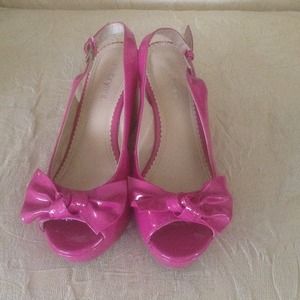 Hot Fussia wedges (Comfy & Cute)