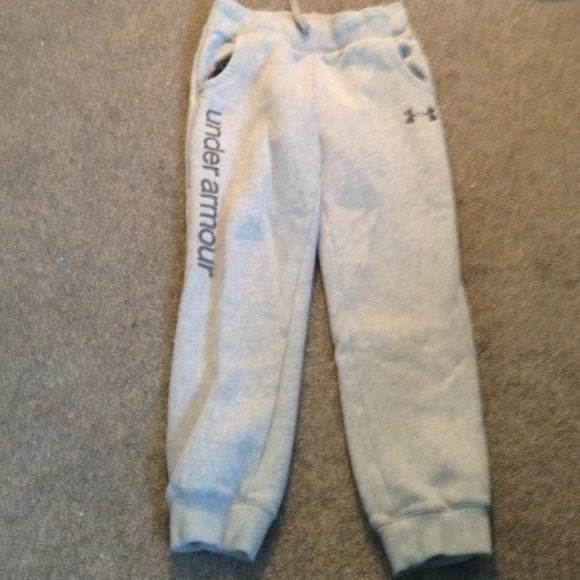 Under armour sweats never worn. NWOT firm on price