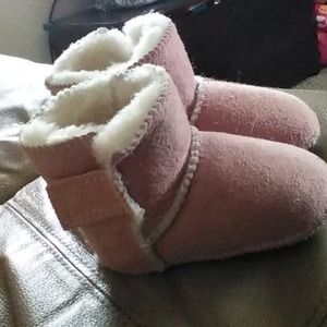 Baby Minnetonka boots