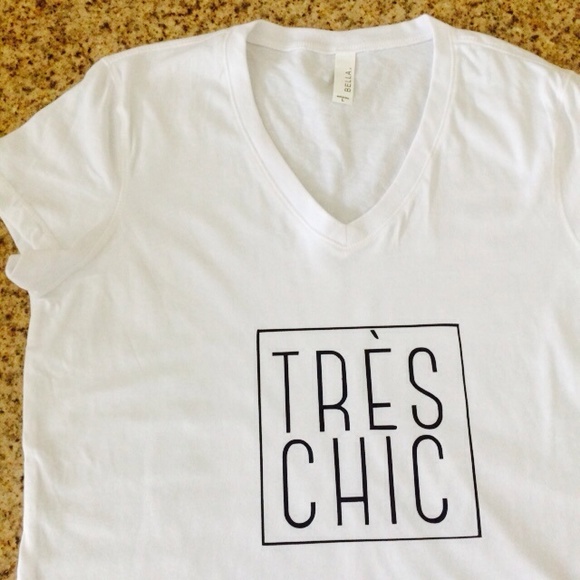 Tres chic t-shirt DISCOUNT LAST ONE !! - Picture 2 of 3