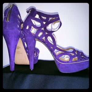 Hot Royal Purple Pump