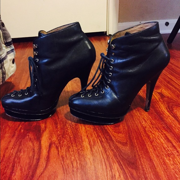 Totally sexy shortcut boot - Picture 2 of 4