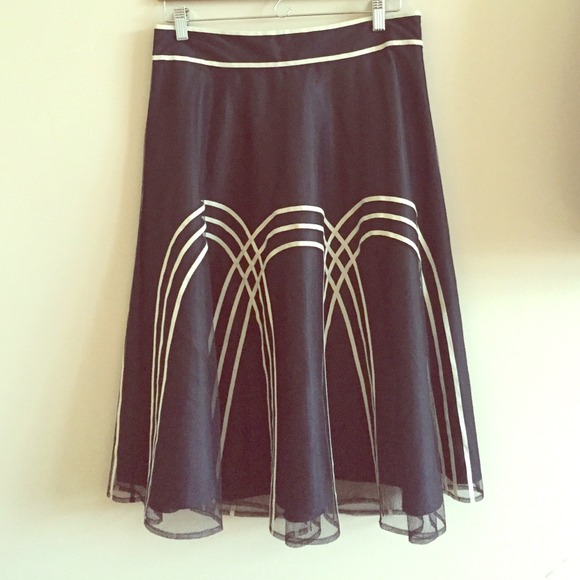 LOFT circle skirt 💞