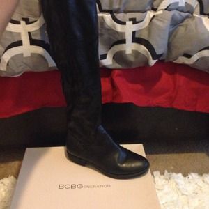 Black BCBG boots