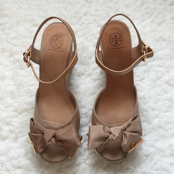 🔱️SOLD 🔱Tory Burch Faille Penny Wedge - Picture 3 of 4