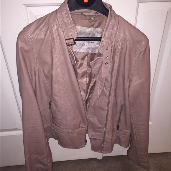 Faux leather blush crop moto jacket!
