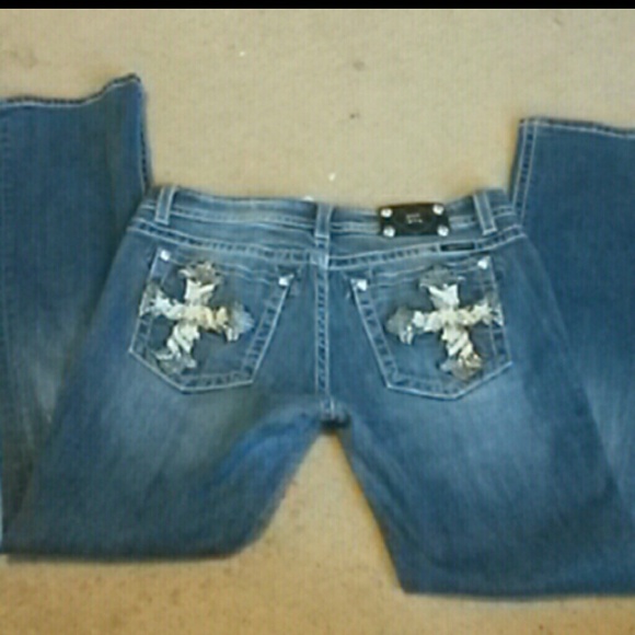 Size 32 Miss Mes.