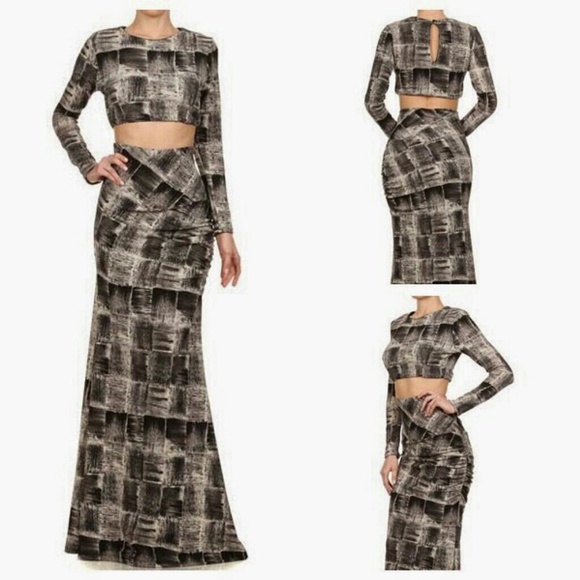 Abstract. Print 2 pc set