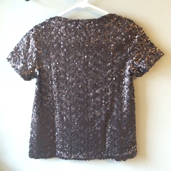 🔴SOLD🔴 Black sequin top - Picture 3 of 4