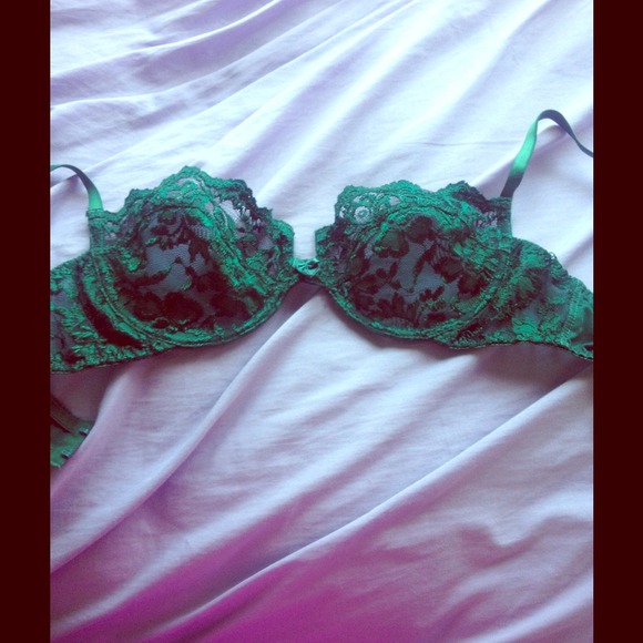 Lace green bra