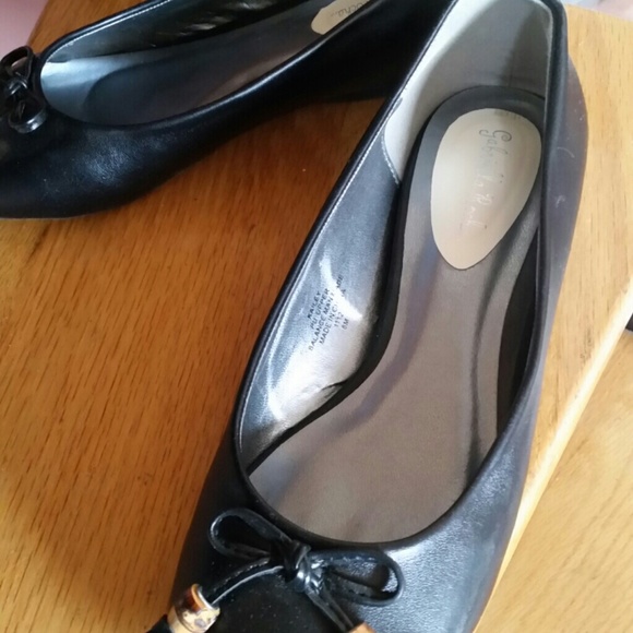 MUST HAVE ballet flats - Picture 2 of 4