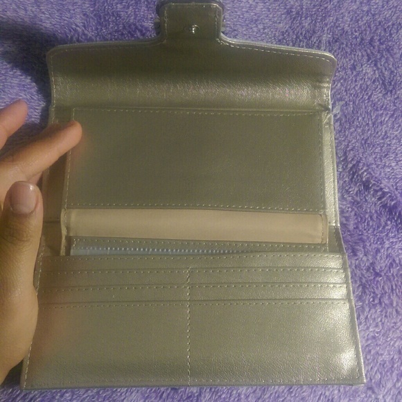 Wallet - Picture 4 of 4