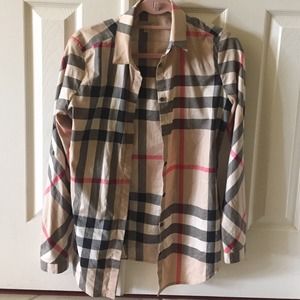 Authentic Burberry Long sleeve top!