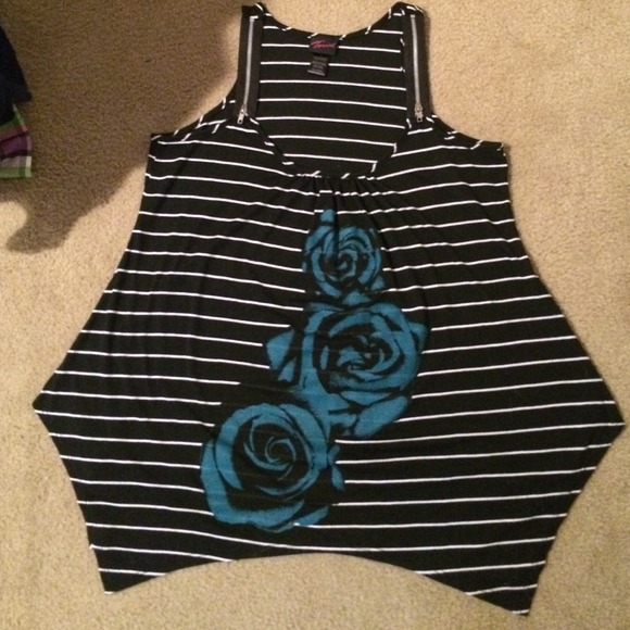 Graphic print top