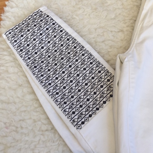 🔱SOLD🔱Paige Verdugo Skinny Jean Lucy Embroidery - Picture 3 of 4