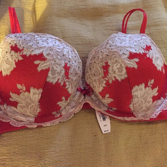 Victoria Secret bra