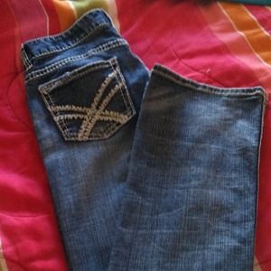 Low rise Rock &Roll Cowgirl jeans.