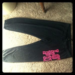 PINK Victoria's Secret Fitted Capris Sweatpants