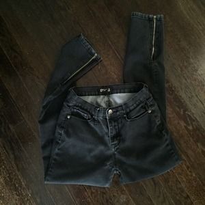 F21 Skinny Zipper Black Ankle Jeans
