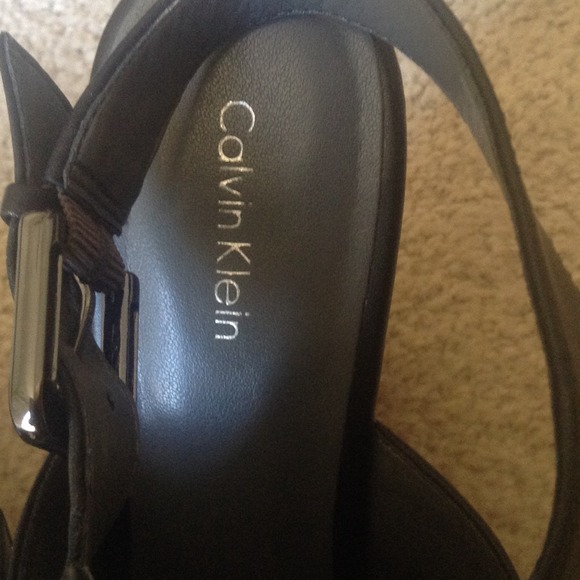 Calvin Klein shoes - Picture 2 of 3