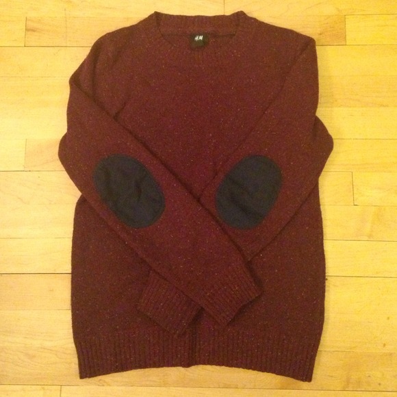 H&M burgundy sweater