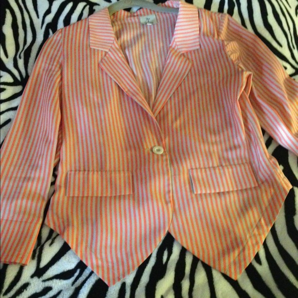 Red/white pinstriped 3/4 length blazer