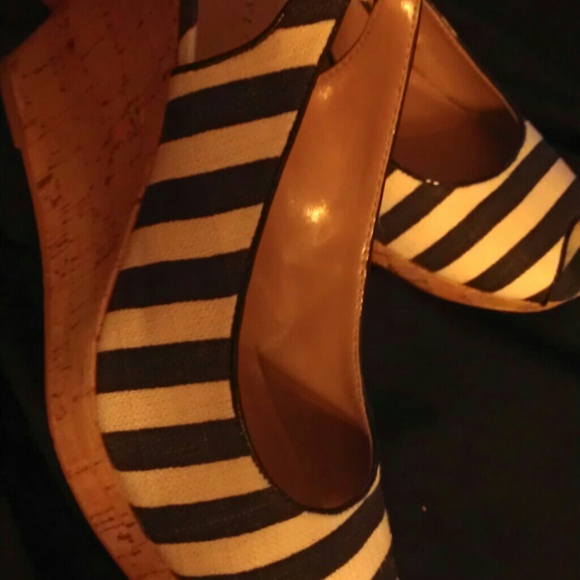 Ann Taylor peep toe wedge shoes