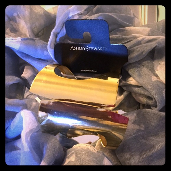 Golden bracelet