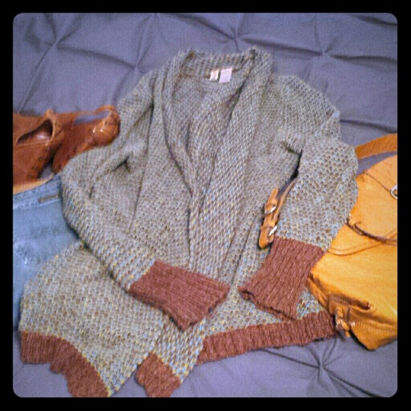 BKE blue brown & tan long open cardi