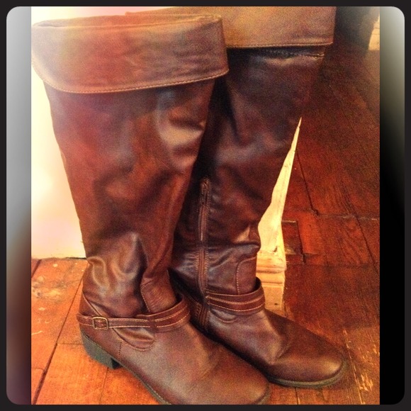 Bass Belgium Knee High Boots