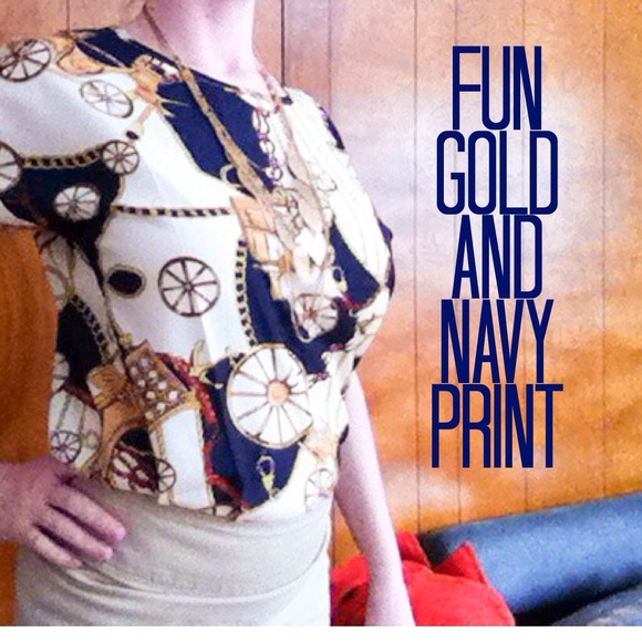 Tops - ☀️DRESSY Adorable navy/cream/gold silky blouse