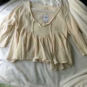 Hollister peasant top
