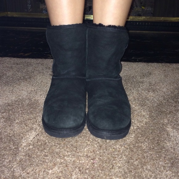 Black Ugg Boots. Fair condition